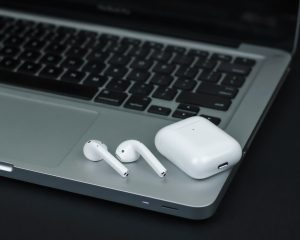 how to connect AirPods to laptop