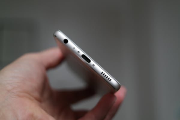 How to get liquid out of charging port