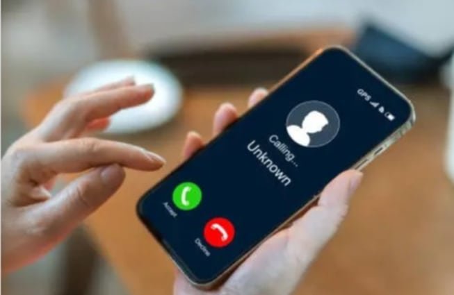 how to block all spam calls on iPhone